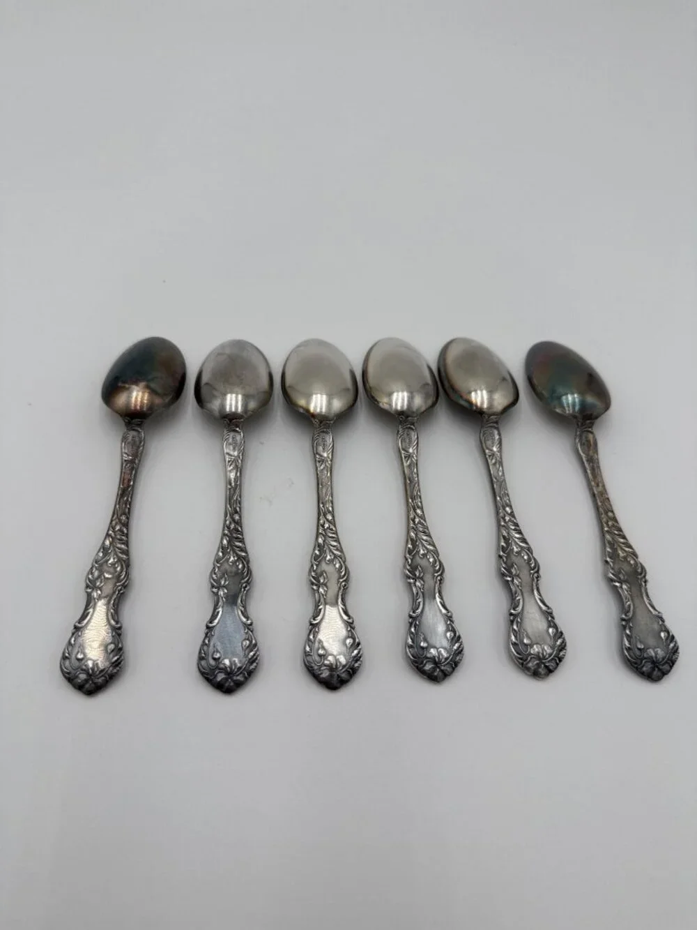 Vintage 1835 R. Wallace Silver Plated Floral Pattern Teaspoons set 6